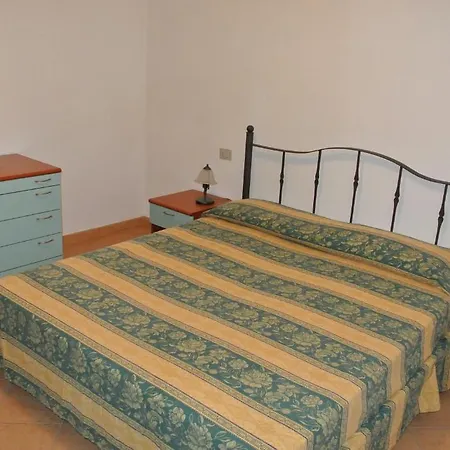 Fenicotteri Apartman San Teodoro
